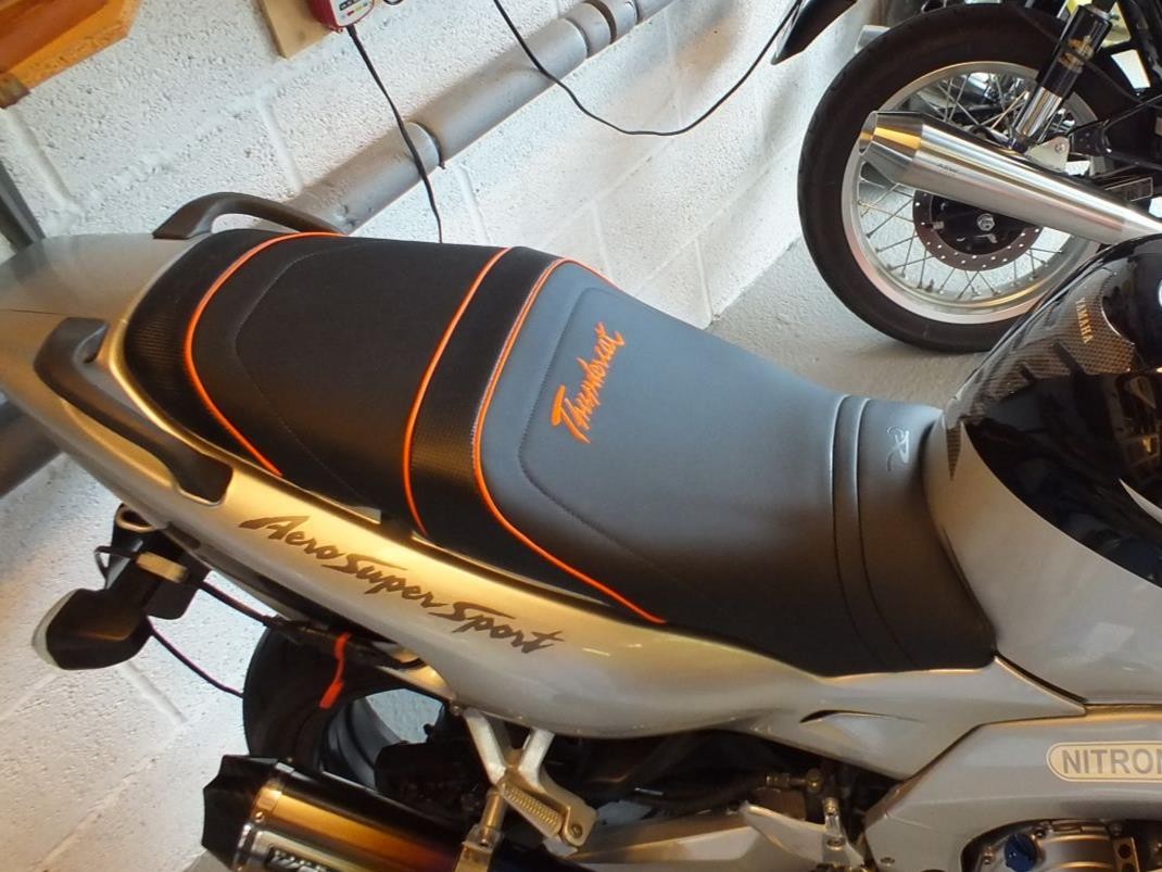 Housse de siège Yamaha YZF600R Thundercat pour réparer une selle usée ou glissante