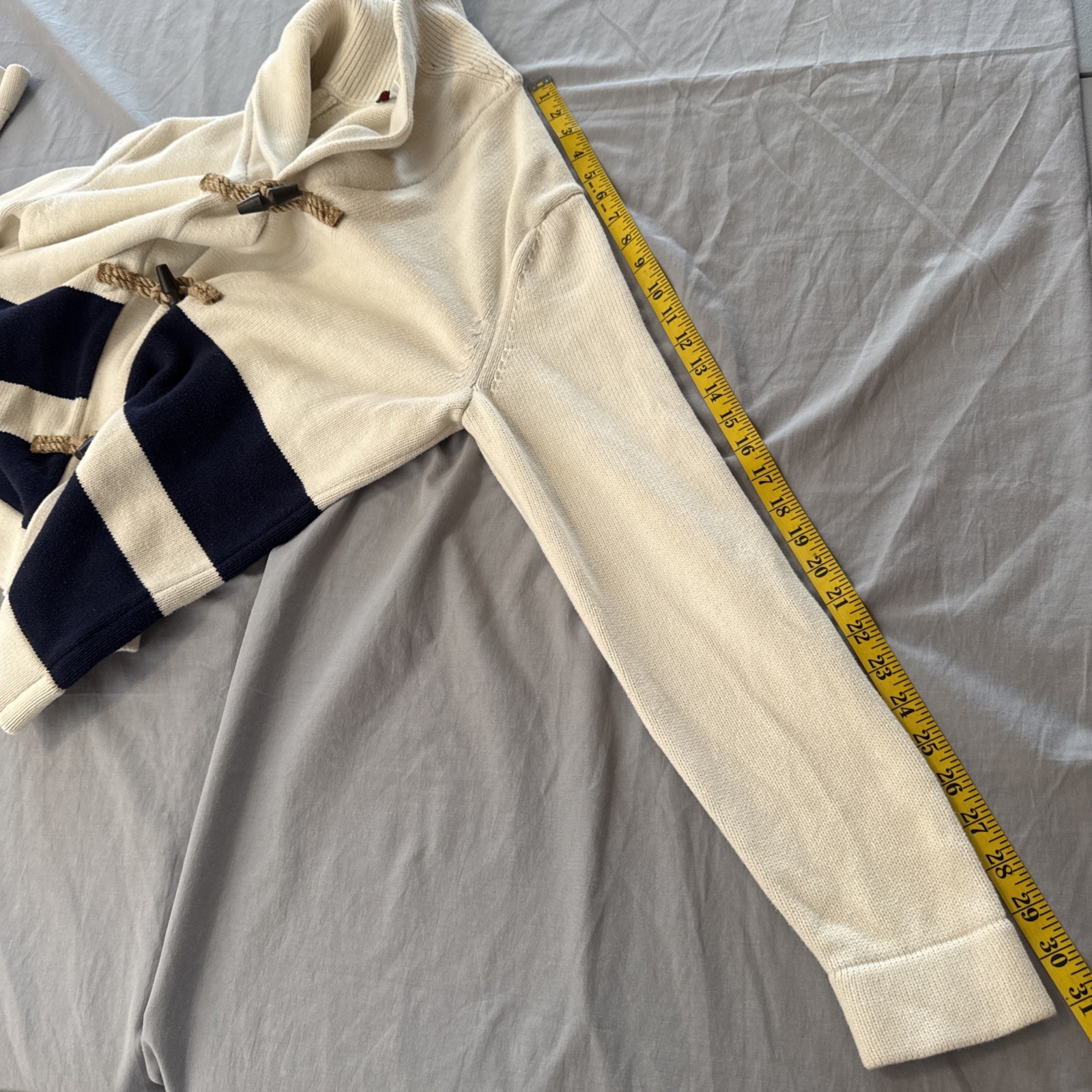 GAP CARDIGAN TOGGLE BUTTON SIZE MEDIUM ORGANIC WH… - image 16