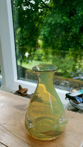 Isles of Scilly beautiful opalescent rare glass vase with prunts + museum book - Picture 12 of 16