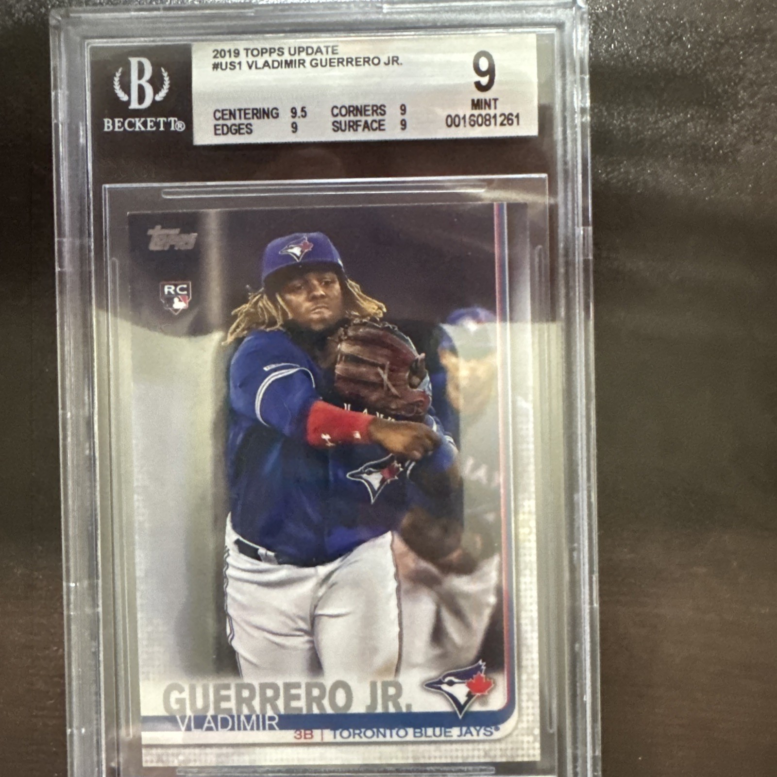 VLADIMIR GUERRERO JR. 2019 Topps Update RC #US1 BGS 9