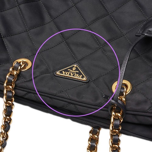 Prada Black nylon quilted triangle logo gold chain women's shoulder bag - Picture 7 of 13