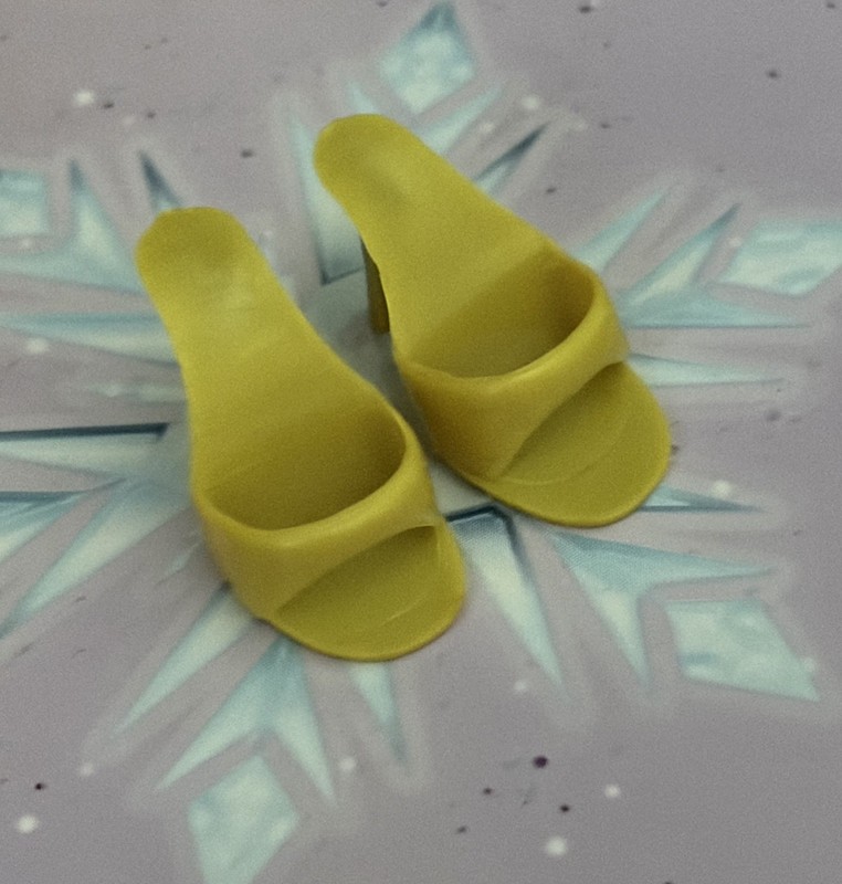 Vintage Barbie 1960’s Olive Green Open Toed Heels JAPAN 