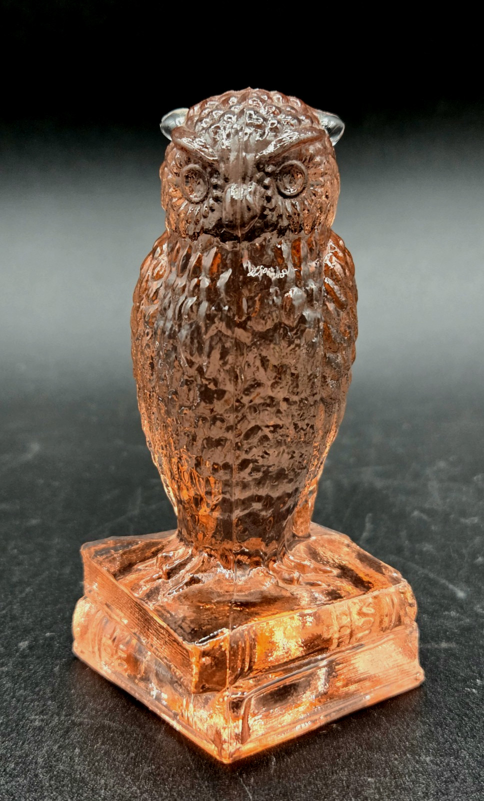Vtg. Degenhart Peach/Pink Glass Wise Owl on Books Figurine Paperweight Cadmium
