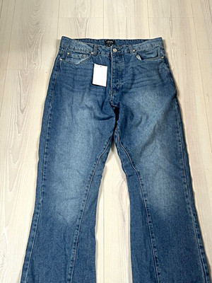 MAN Herren Jeans Denim blau Tapered Five-Pocket mittlere Waschung W34 L32