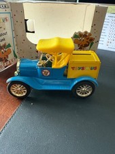 Ertl 1918 Runabout Barrel Coin Bank Toys  R  Us 1/25 Scale Diecast USA NIB