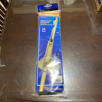 *BRAND NEW* Estes Xarconian Cruiser Flying Model Rocket Kit Skill Level 5 #3223