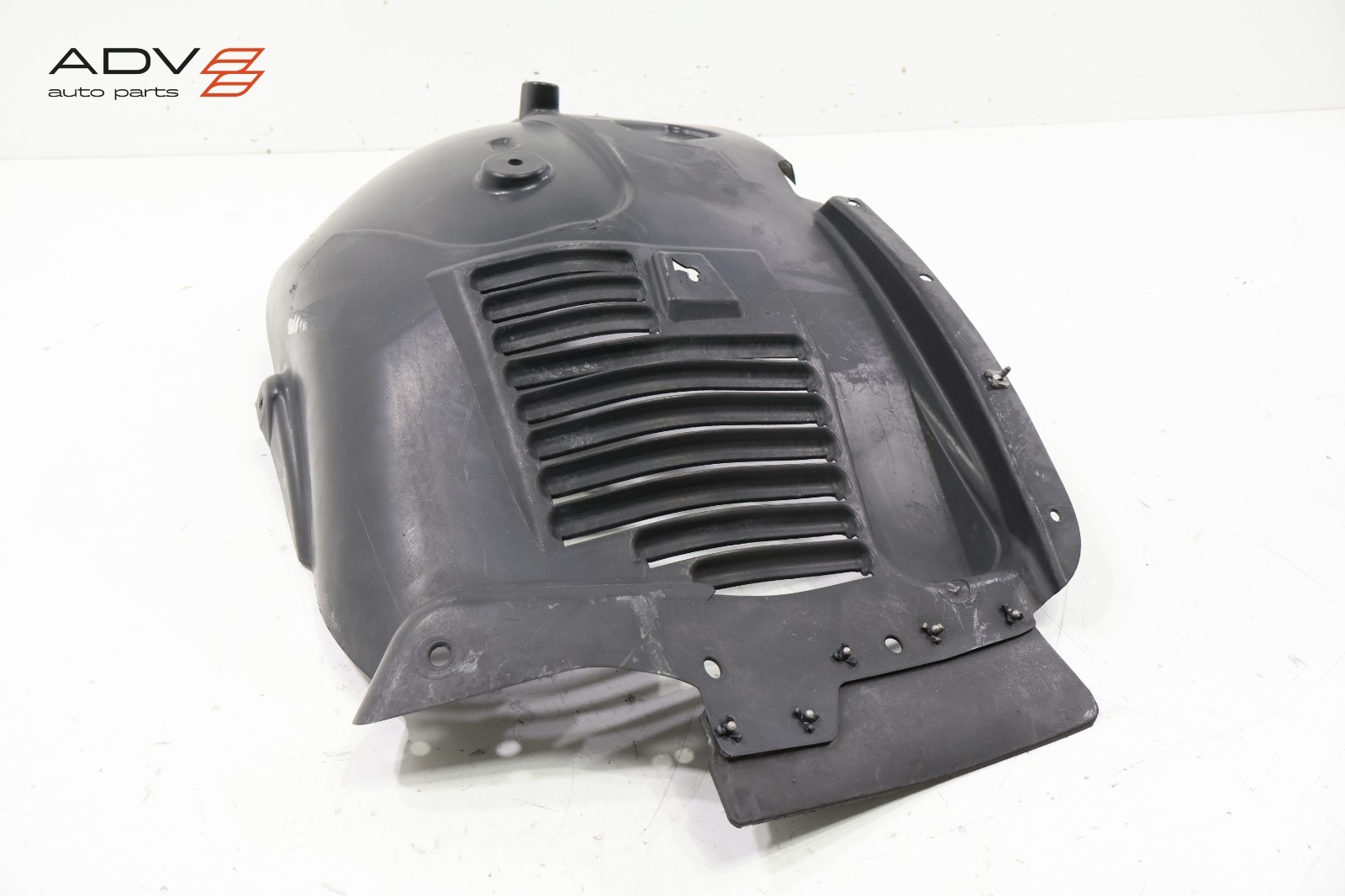 2014 - 2020 MASERATI GHIBLI FRONT LEFT FENDER LINER FORWARD SPLASH SHIELD OEM