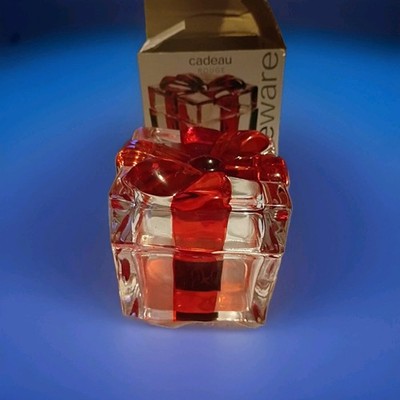 Circleware Crystal Gift Box Red Ribbon Bow Holiday Christmas Dish Heavy Glass 4''