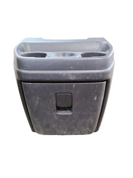 Consola piso delantero con compartimento de almacenamiento para furgoneta Express 2500 589745 08-18 Foto 2 de 4