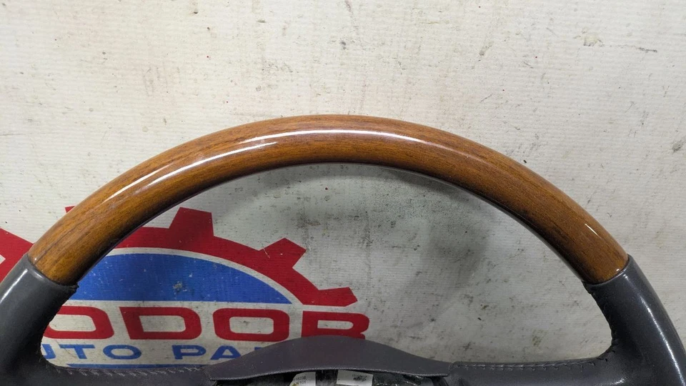 2002 Cadillac Escalade Steering Wheel Grey Leather Wrap Wood Trim - Image 4 of 4