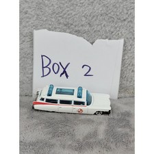 Hot Wheels Ghostbusters Ecto-1 1959 Cadillac White Diecast Movie Car 2009 C19