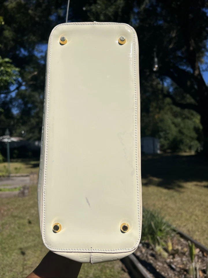 Arcadia Embossed Patent Leather Shoulder Bag Tote Satchel Off White Beige Italy - Image 4 of 4