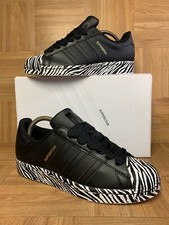 RARO🔥 Zapatos para mujer Adidas Superstar Core negro dorado estampado cebra cuero talla 8,5