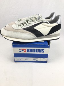 brooks vintage running shoes