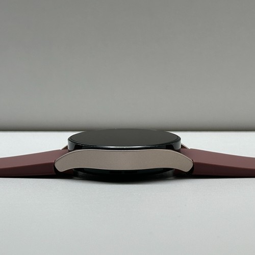 Montre connectée GPS Samsung Galaxy Watch 4 40 mm or rose bracelet personnalisé - bon état - Photo 3 sur 7