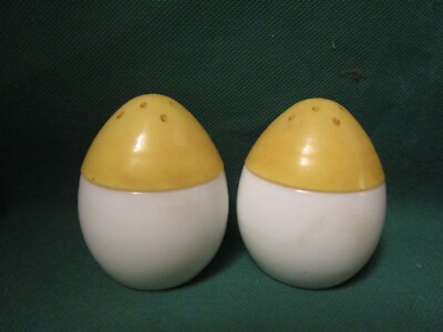 Vintage AVON White - Yellow Buttercup Salt & Pepper Shakers | eBay
