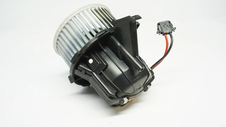 Unidad de ventilador del motor soplador Audi S4 2010 2011 2012 B8 8K1820021C Foto 2 de 3