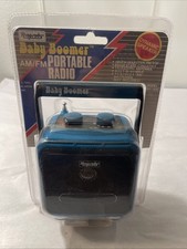VTG Rhapsody Portable AM/FM Baby Boomer Radio Green Model No. RY-125C New