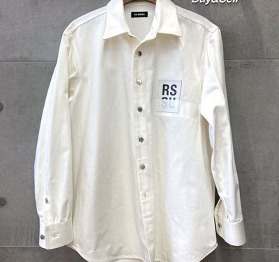 Raf Simons Jeanshemd mit Logo Patch weiß 172241E071305 148409687