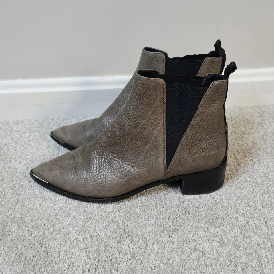 Acne Studios Jensen Taupe Leather Chelsea Boots Women’s Sz 38 Pointed Toe Italy - Image 4 of 4