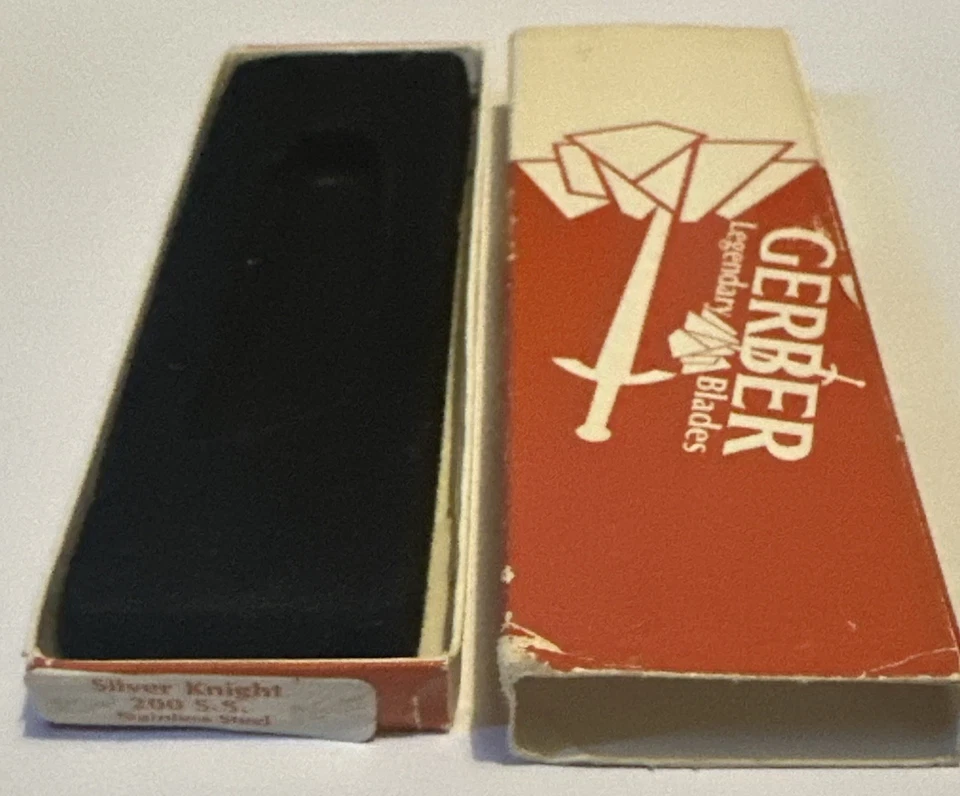 Cuchillo plegable de acero inoxidable Gerber Sakai Silver Knight 200 SS Foto 4 de 4