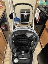 Graco Ready2Grow LX 2.0 Double Stroller Features Bench Seat Standing Platform