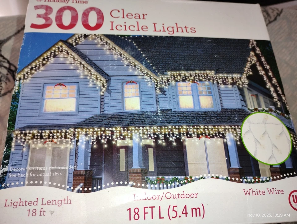 NEW! Holiday Time,Christmas 300 Icicle Light Set. 18 Feet. White Wire - Image 2 of 3