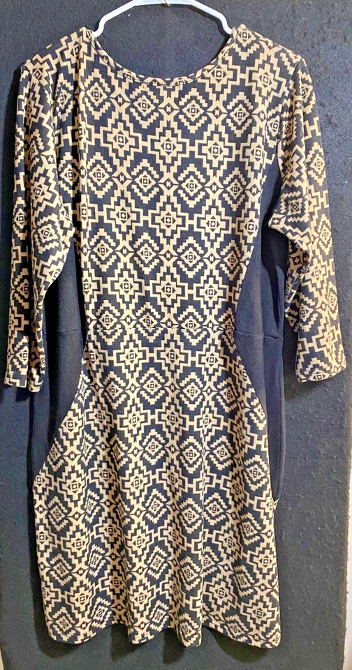 I'm In Love With Derek Plus Sweater Dress Size 2X - Image 3 of 4