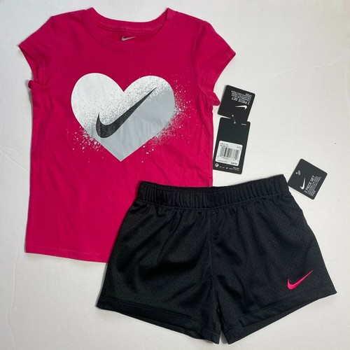 Nike Heart Swoosh T-Shirt \u0026 Shorts Set 