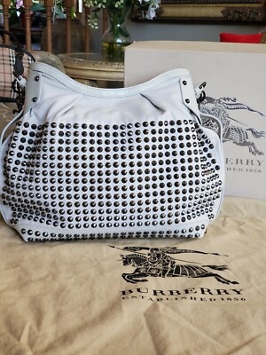 バッグ Burberry Patent Leather Studded Hobobag Burberry Black Patent Leather Studded Brooke Hobo Burberry | TLC US