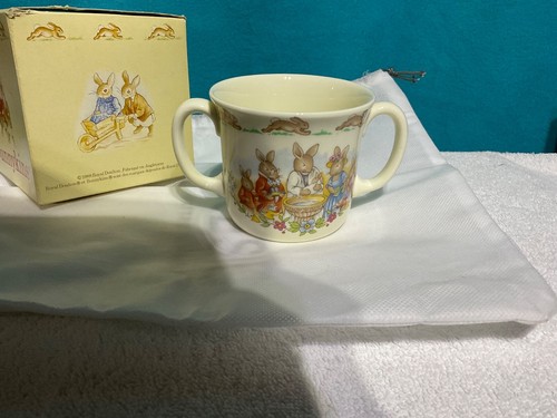Vintage Royal Doulton Bunnykins Two Handled Bone China Christening Cup - Picture 4 of 4