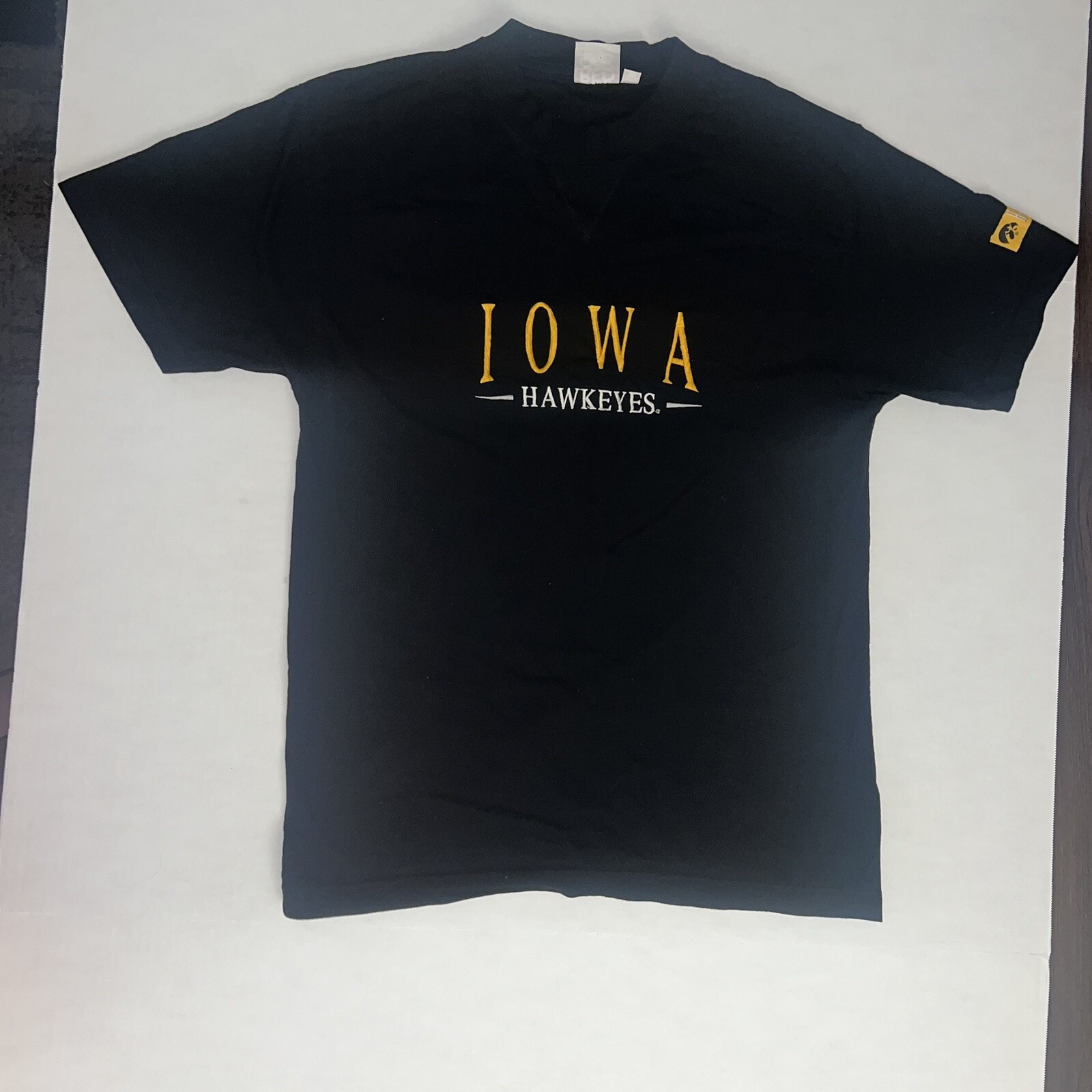 Vintage Iowa Hawkeyes Red Oak TShirt Men’s Large eBay