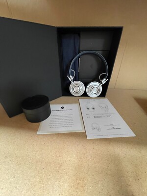 Master & Dynamic MH30 Wired On Ear Headphone Navy Miss Sixty