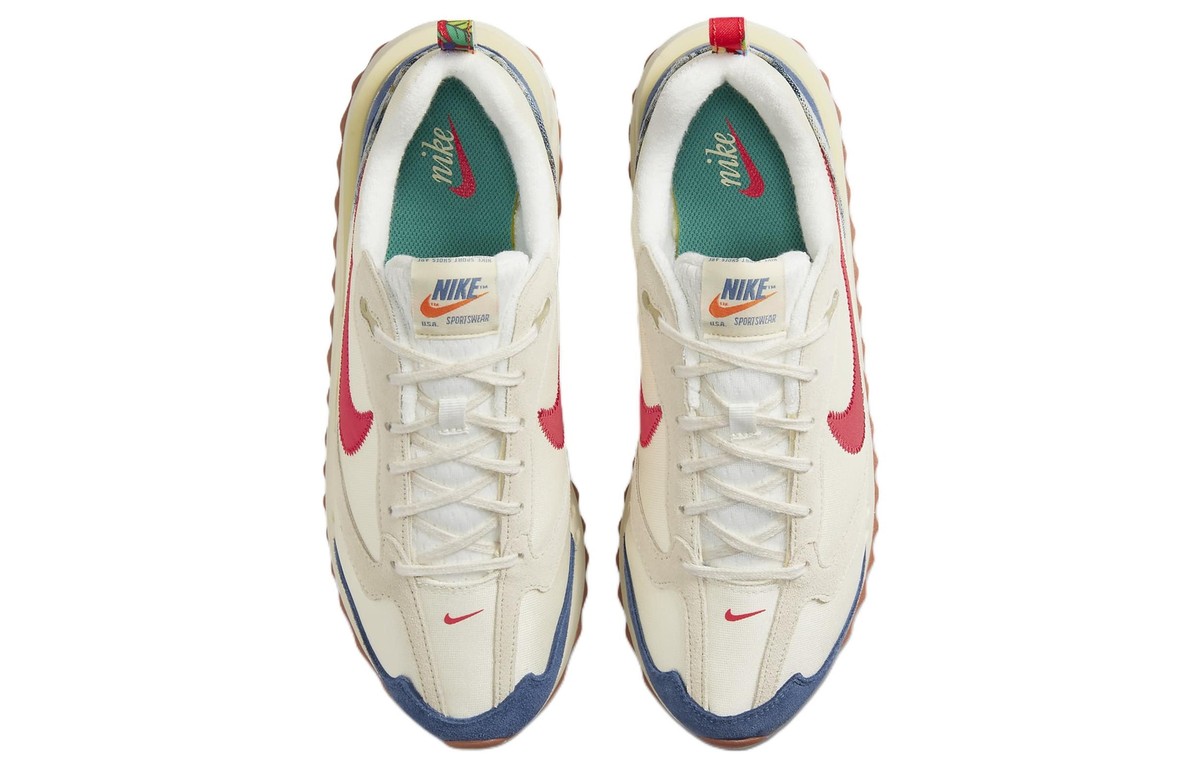 送料込み 追跡あり Nike Air Max Dawn \