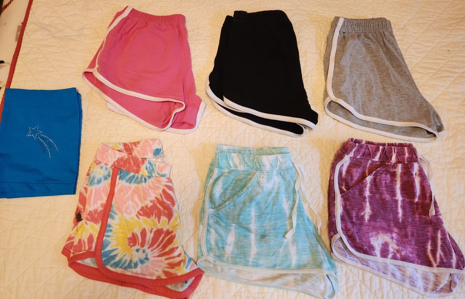 Women's Size Small Shorts (Girls 16ish) Lot of 7 Pairs of Short Tie Dye