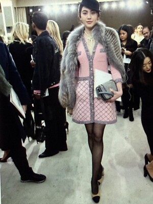 CHANEL 15A NEW TAGS TWEED PINK MULTICOLOR JACKET DRESS CAMELLIA BUTTONS FR40 $7K