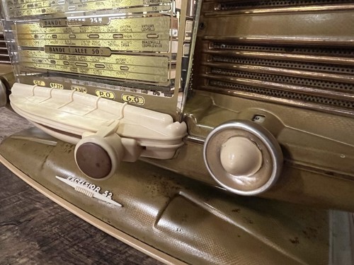 Vintage bluetooth Radio - Afbeelding 7 van 9