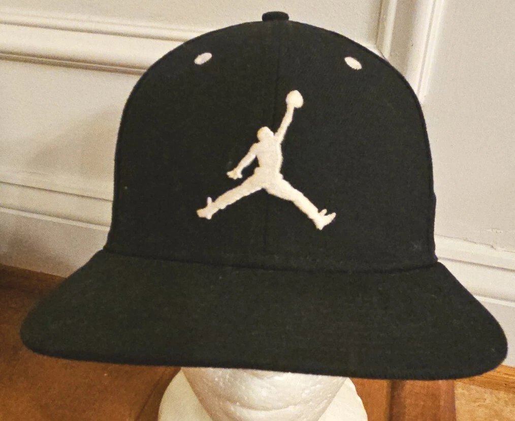 Nike Air Jordan Pro Jumpman Snapback Hat One Size Black White