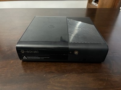 Microsoft Xbox 360 E 4GB 1538 Console Only TESTED & WORKING