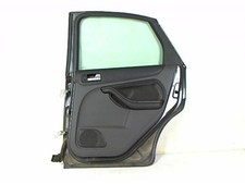 Porte arrière et accessoires Ford FOCUS