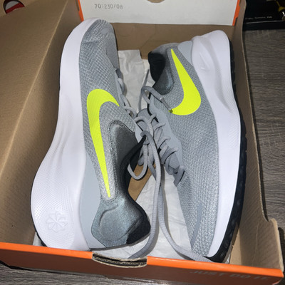 Nike Revolution 7 Wolf Grey Volt Running Shoes Mens Size 11 FB2207-002