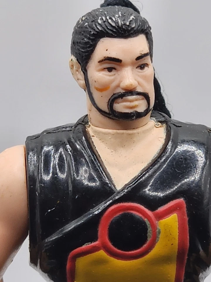 Винтажная экшн-фигурка 1994 Shiwan Khan 5,25 дюйма Kenner The Shadow комиксы DC - Изображение 4 из 4