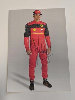 CARLOS SAINZ SIGNED 2022 FERRARI F1 OFFICIAL CARD 14x21 F1 75