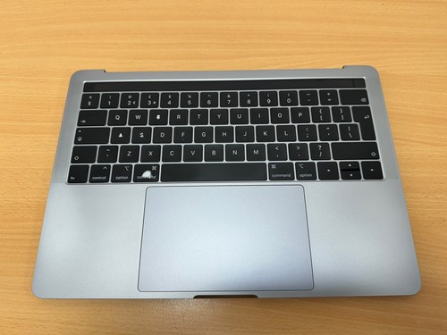 Apple MacBook Pro 13" 2018 A1989 EmC3214 Grau Handauflage Trackpad Akku Komplett