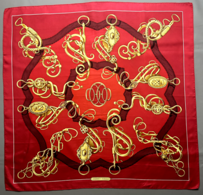 HERMES＊ヴィンテージゴールドアクセサリー柄スカーフ赤 Authentic Vintage Hermès Scarf 