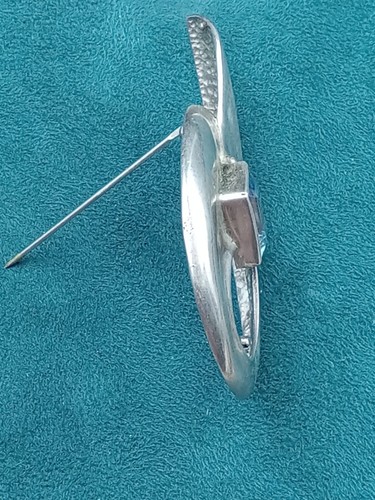 Distinctive Sterling Silver Modernist Look Pin Blue Topaz Setting: 2.5" x 1.4" - Picture 5 of 5