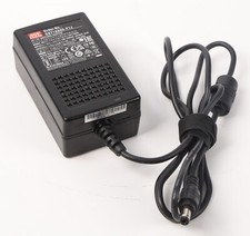 AC/DC Switching Adapter; Input: 100-240VAC, 50/60Hz, 0.5A; Output: 5V, 3A, 15W