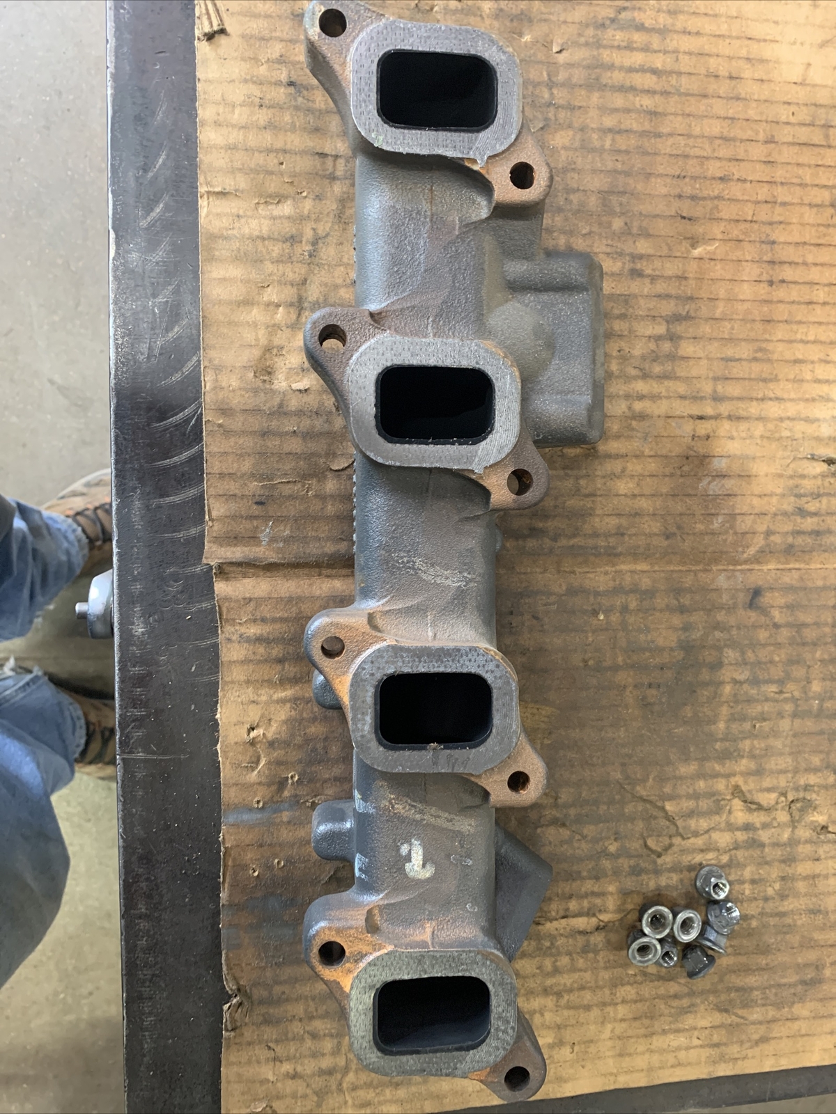 OEM exhaust manifold 504202849 Fits New Holland Case FPT | eBay