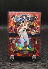2024 Panini Select WNBA Tina Charles #83 Red Ice Prizm SP Dream 