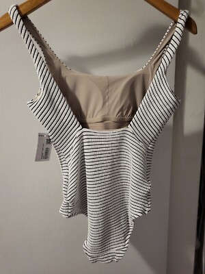 NWT lululemon Waterside Square-Nack one piece* Smocked Size6 White/Navy